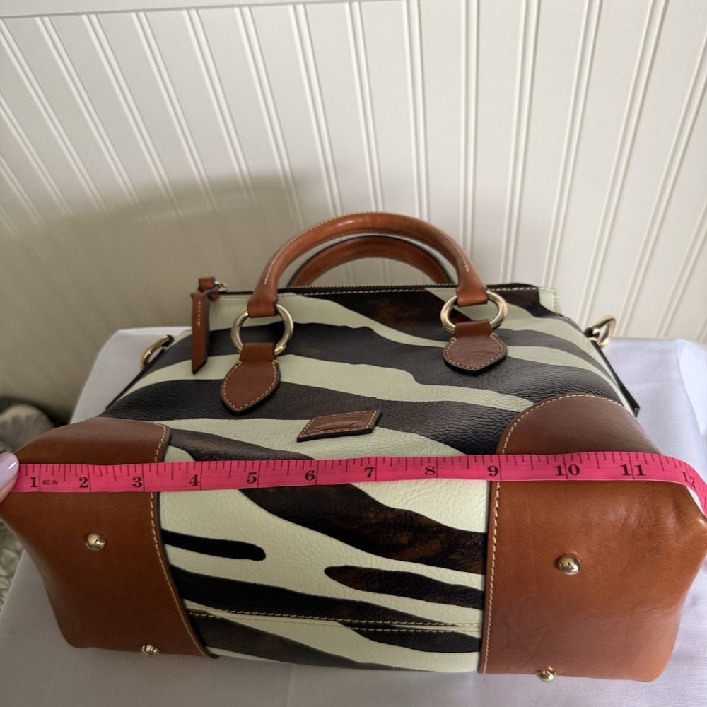 Dooney & Bourke Zebra Leather Satchel 30 Black White Brown Crossbody Bag Purse - Picture 16 of 16